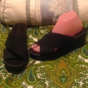 Soho Cobbler Black Woven Fabric Wedge Sandals 7M